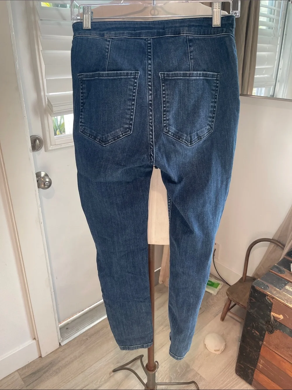 Adorable Free People High-Rise Lace-Up Dark Blue Women's Jeans